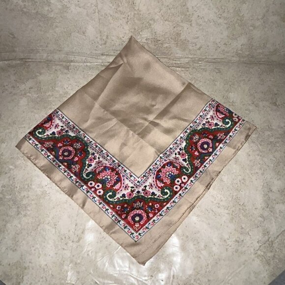 Glentex Vintage Gold Rectangle Red Floral Paisley Trim Polyester Italy Scarf - Picture 6 of 6